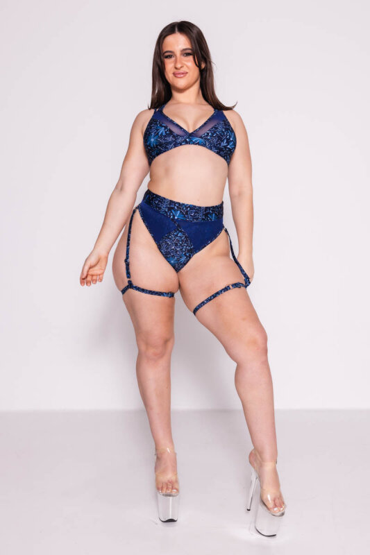 AMBR Designs Sculp Top Cruzado Bella XL
