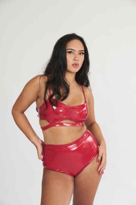 Lunalae Top Paige Efecto Charol Rojo