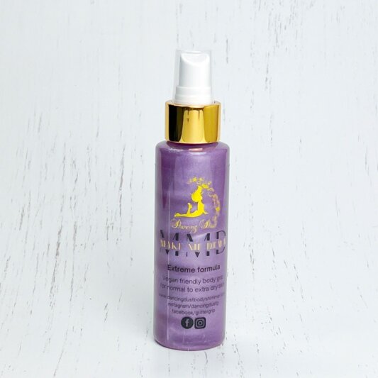 Dancing Dust Agarre Make me Dewy para Piel Seca Morada