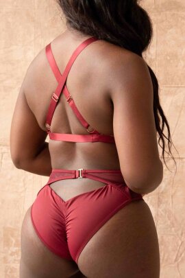 Tatiana Active Wear Top Kaizen Burdeos XS