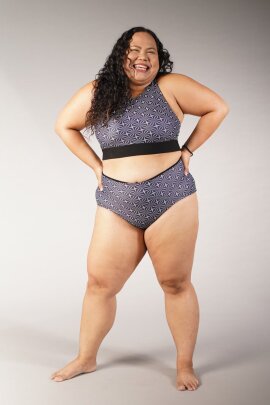 Off the Pole Top Essential Illusion Print